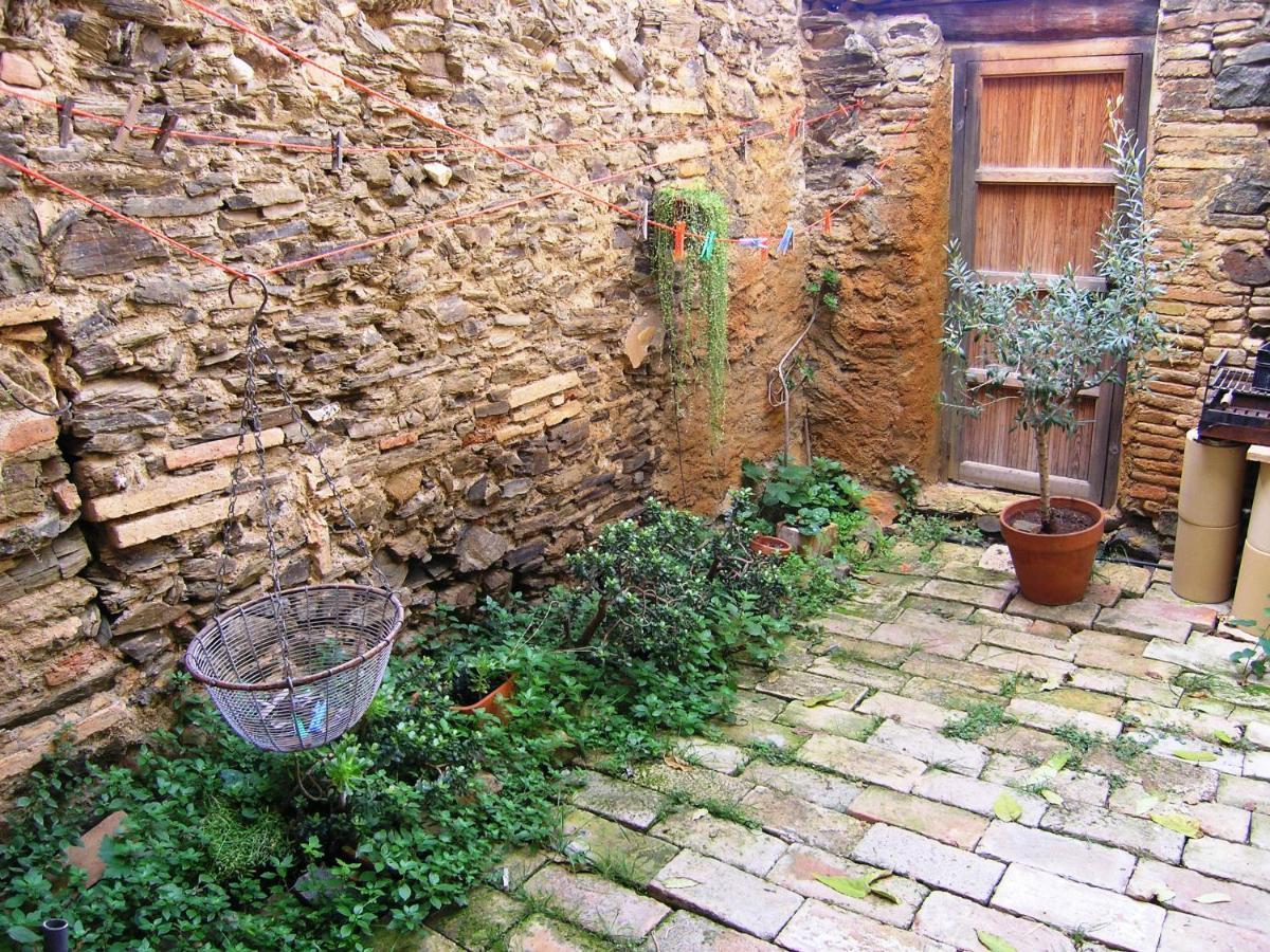Cal Joanet, Acollidora Caseta A Gratallops Bagian luar foto