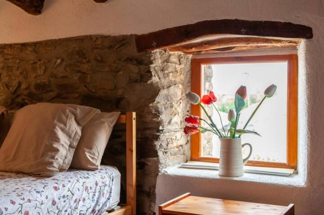 Cal Joanet, Acollidora Caseta A Gratallops Bagian luar foto